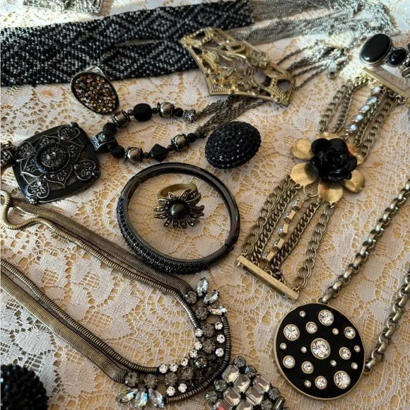Black & Silver Vintage Necklace Collection Intricate jewelry Circa 1920s brooch